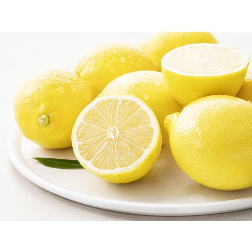 햇살처럼 상큼한 레몬으로 당신의 주방에 새로운 활력을 더하세요!