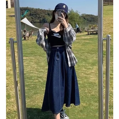 女  時尚  服裝  下裝  長裙  成年女性  成年女性  婦女  女人  淑女