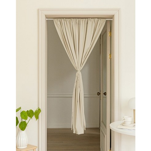 답답한 벽 대신 포근한 변화, 쉬즈홈 공간분리 가리개 커튼