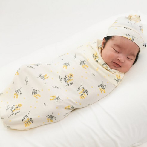 포근함으로 감싸는 첫 만남, 코니 밤부 스와들 파우치