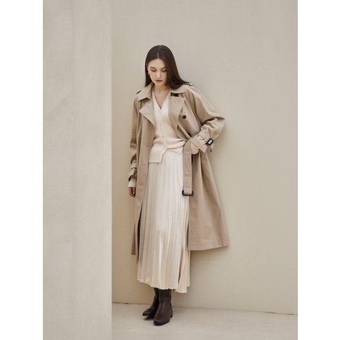 ELLE PARIS 여성 클래식 트렌치 코트는 봄/가을에 어울리는 오버핏 디자인으로 여성의 스타일을 선사합니다.