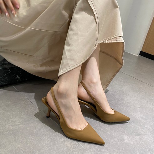 女裝 時尚 女鞋 女鞋 露跟 成年女性 成年女性 女裝 女裝 成人鞋 鞋子 女鞋 四個季節
