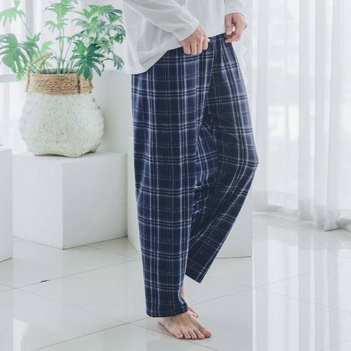 편안함과 스타일이 완벽하게 조화된 도씨 남성용 피치기모 9부 잠옷 바지