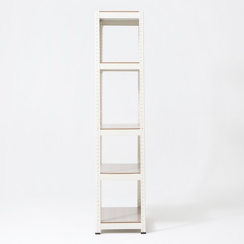 모던한 공간을 위한 최적의 수납 솔루션: 코멧 앵글 선반