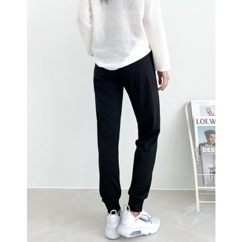 여름철을 위한 가볍고 편안한 잘빠진 여성용 썸머 밴딩 쿨 조거 팬츠