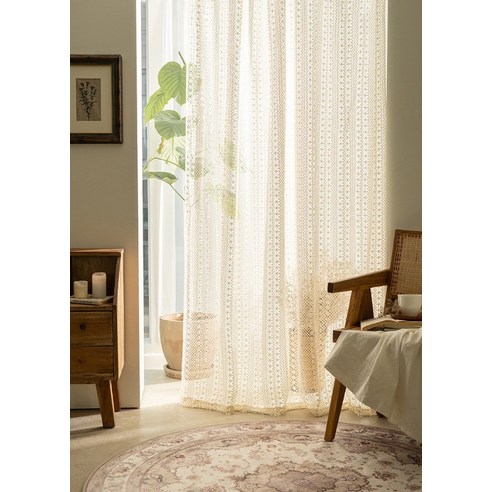 데코뷰 내츄럴 뜨개레이스 가리개커튼은 홈베딩을 위한 멋진 커튼입니다.