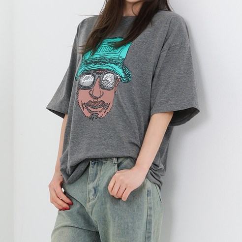 女 時尚 服裝 上衣 短袖 t卹 成年女人 成年女人 女士 女人 涼爽 夏天 夏天 夏天 夏天 夏天 夏天 涼爽的夏天 仲夏 夏天 夏天 炎熱的夏天炎熱的夏季 炎熱的夏季 夏 夫人 夫人 冷靜 冷靜 女裝 服裝 短袖T卹