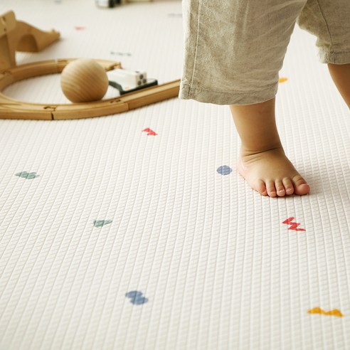 아이의 안전과 행복을 지켜주는 충무몰 양면쿠션 키즈 놀이방매트 12T