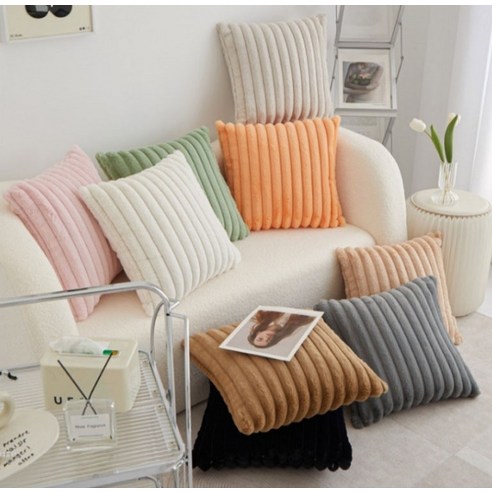 섬세한 세로 패턴으로 완성하는 공간의 아름다움, 피어니스트 쿠션커버