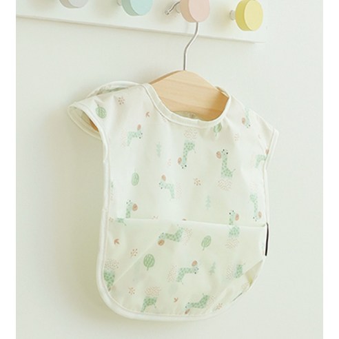 아기의 깨끗하고 편안한 식사를 위한 베이비클로 아기 이유식 방수 턱받이