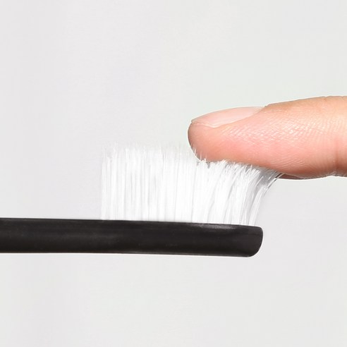 개운함이 남다른 나드 2단계 미세모 딥클린 칫솔!