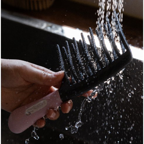 엉킨 웨이브, 이제 웨신 러버그립 커브빗으로 쉽고 빠르게!