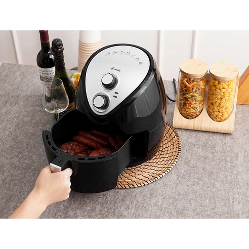 세련된 디자인과 뛰어난 성능의 에어프라이어