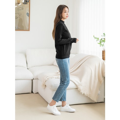 데일리룩에 편안함과 스타일을 더하는 캐럿 여성용 반목 니트
