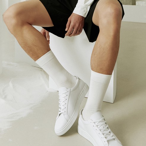 편안함과 스타일의 완벽한 조화: GGRN 남성용 스탠다드 양말