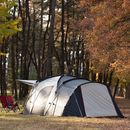 스노우라인 프라임디럭스 텐트는 할인가격으로 판매되며, 방충망과 모기장이 포함되어 있습니다.