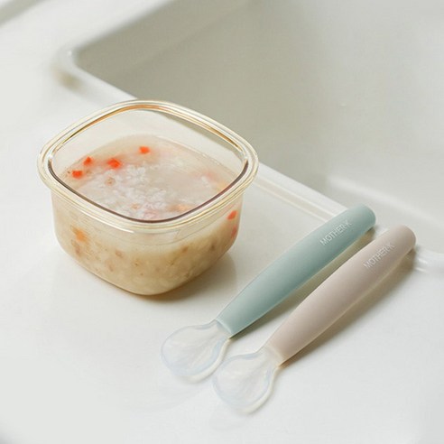 부드러운 실리콘으로 시작하는 안전하고 편안한 이유식, 마더케이 허그 스푼