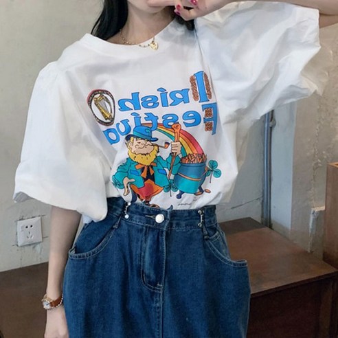 女 時尚 服裝 上衣 短袖 t卹 成年女人 成年女人 女士 女人 涼爽 夏天 夏天 夏天 夏天 夏天 夏天 涼爽的夏天 仲夏 夏天 夏天 炎熱的夏天炎熱的夏季 炎熱的夏季 夏 夫人 夫人 冷靜 冷靜 女裝 服裝 短袖T卹