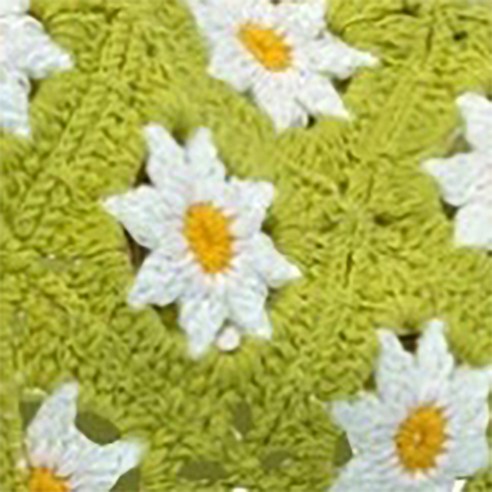 사랑스러운 플라워 패턴으로 당신의 스타일을 완성하세요.