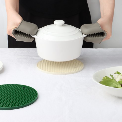 주방에 감성을 더하는 실용적인 선택, 이와이엔스토리 코코 실리콘 냄비 받침