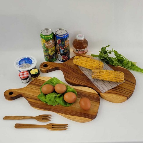 주방에 감성을 더하는 티크 나무 땅콩 도마