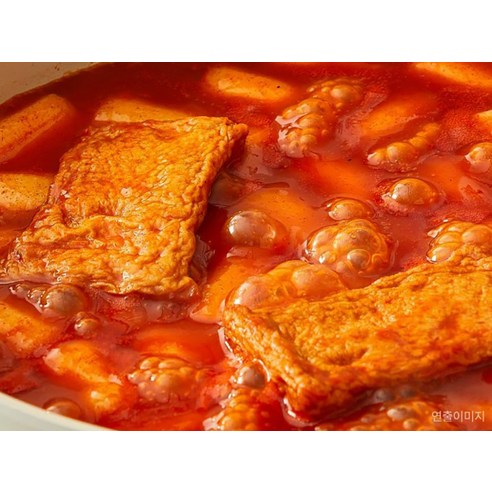 간편하게 즐기는 매콤한 떡볶이