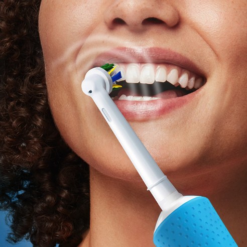 오랄비 전동칫솔 바이탈리티 초미세모 D100은 최고의 구강 청결을 위한 완벽한 선택임