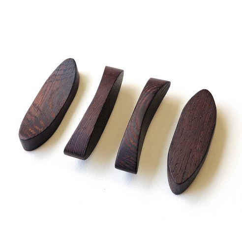 품격 있는 식탁을 완성하는 줄흑단 원목 옻칠 수저받침