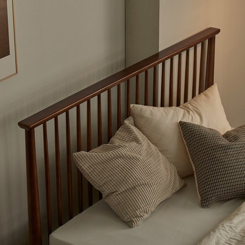 가성비 끝판왕! 퍼니코 휴이 원목침대로 포근한 밤을 맞이하세요.