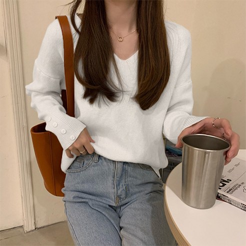 女  時尚  服裝  上衣  V 領  針織  毛衣  成年女性  成年女性  女裝