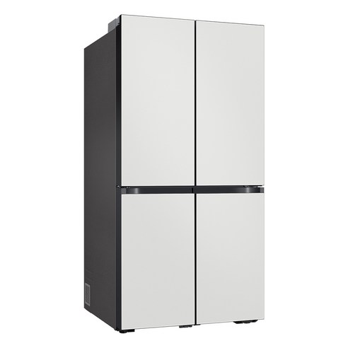 넉넉한 용량과 효율적인 냉각을 제공하는 삼성전자 비스포크 4도어 프리스탠딩 양문형 냉장고