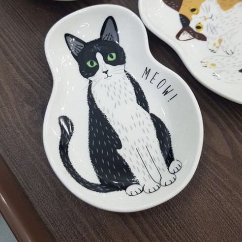 야옹이 쁘띠 접시, 블랙 캣