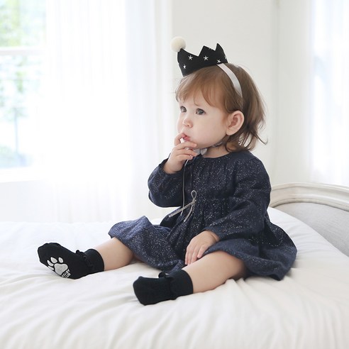 사랑스러운 디자인과 안심 소재, 우리 아이 발에 행복을 더하다