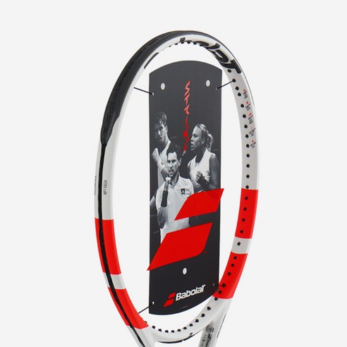 코트 위를 지배하는 날카로운 눈빛, 바볼랏 퓨어 스트라이크 100