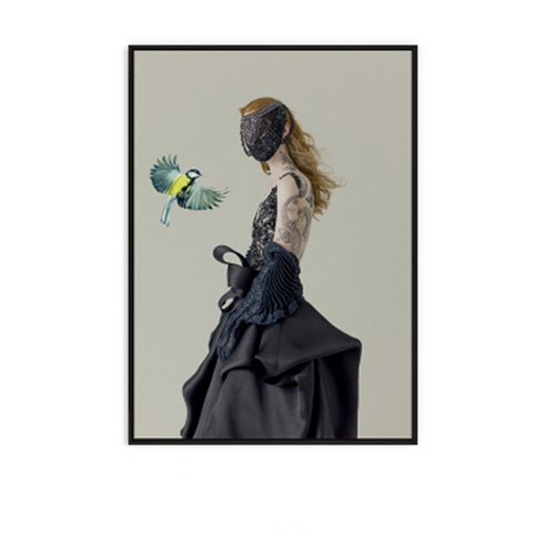 세뇨르킴 날개 깃털 현대 인물 벽 인테리어 캔버스 액자 여자