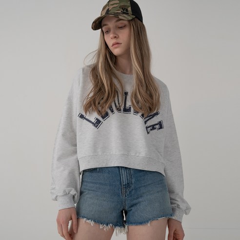 레이디볼륨 CRACK PRINTED SWEAT SHIRTS