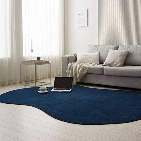 고급스러움과 실용성을 겸비한 사계절 워셔블 러그