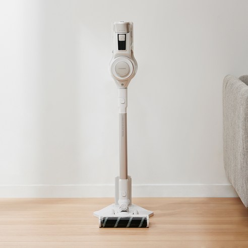집안의 먼지와 쓰레기를 철저히 제거하는 강력한 흡입력과 다양한 기능을 갖춘 쿠쿠 인스퓨어 파워클론 무선청소기