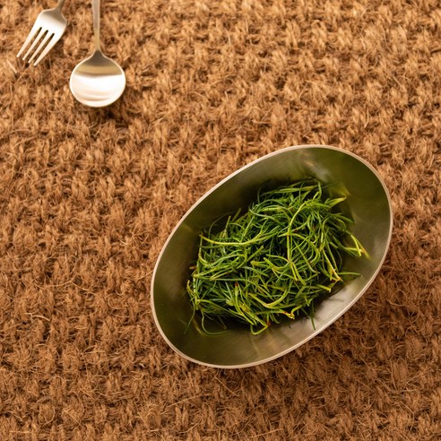 놋담 방짜유기 반달볼: 식탁을 예술로 승화시키다