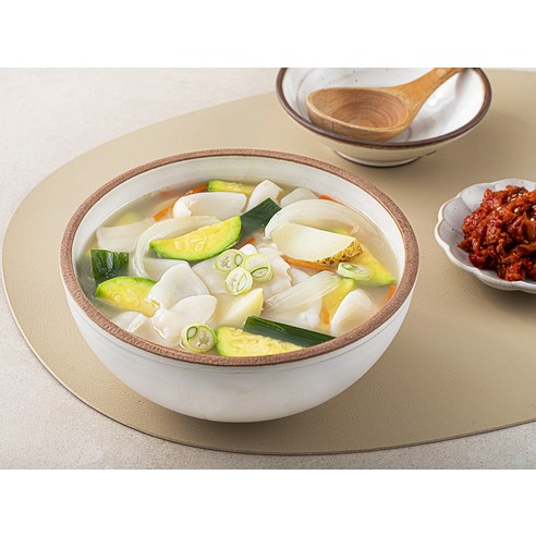 손쉬운 요리로 즐기는 감자수제비