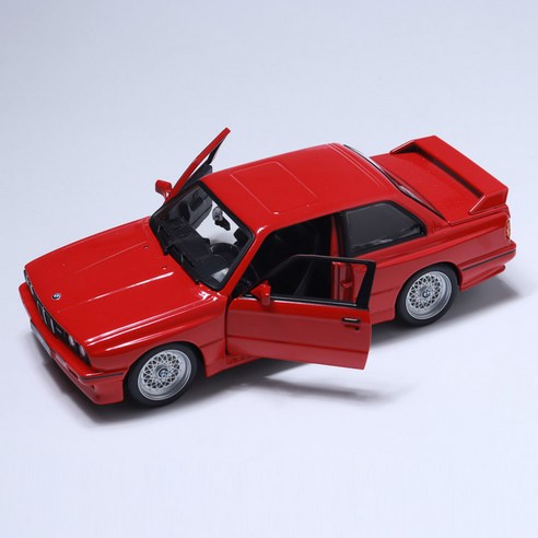 브라고 1 : 24 BMW M3 1988 완구는 현재 할인 중인 가격으로 구매 가능한 완구입니다.