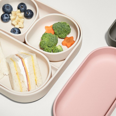 마더케이 이유식 모듈 흡착식판 세트로 아기에게 안전하고 즐거운 식사 시간을 선물하세요.