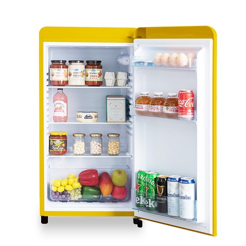 빈티지한 매력과 현대적인 편리함이 결합된 쿠잉 레트로 소형 냉장고 REF-S92Y