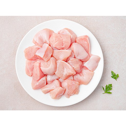 맛있고 간편한 단백질 식단, 한강식품 IQF 큐브 닭가슴살