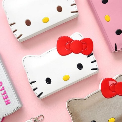 앙증맞은 변신, 산리오 뉴 헬로키티 페이스 플립 케이스와 함께하는 특별한 하루 헬로키티플립케이스