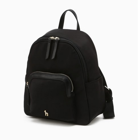 작지만 강하다! 헤지스 미니 백팩, 데일리룩에 스타일과 편리함을 더하다 헤지스백팩