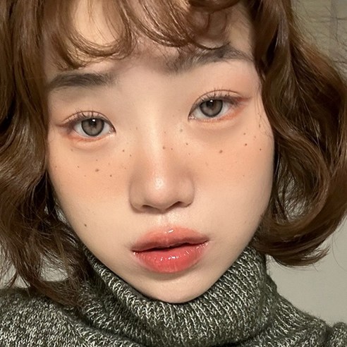 내구성이 우수한 아이라인 펜슬 🖊️