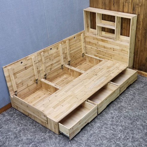 편안하고 세련된 원목수납침대를 통해 꿈처럼 편안한 수면을 누리세요.