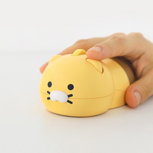 귀여움과 실용성을 겸비한 카카오프렌즈 춘식 무선 마우스