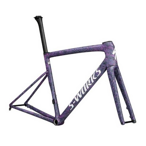 혁신의 정점, 스페셜라이즈드 에스웍스 타막 SL8 프레임: 은빛 질주를 향한 갈망 에스웍스타막sl8